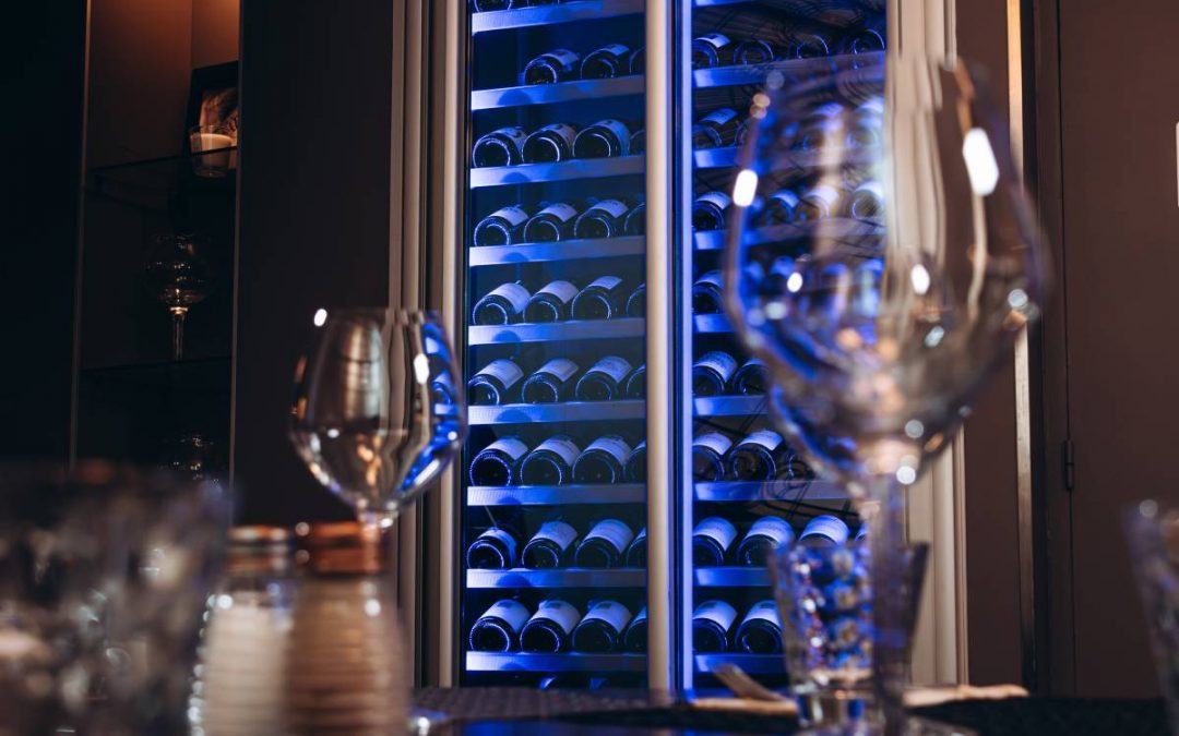 Le Café de l’Épée passe en mode estival : nouvelle carte et nouveaux vins