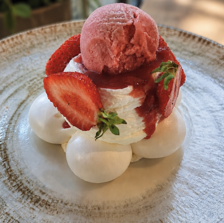 Pavlova aux fraises
